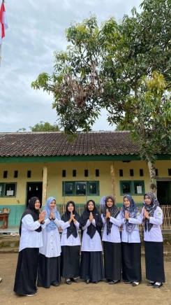 Guru MIS Mathlabul Ulum
